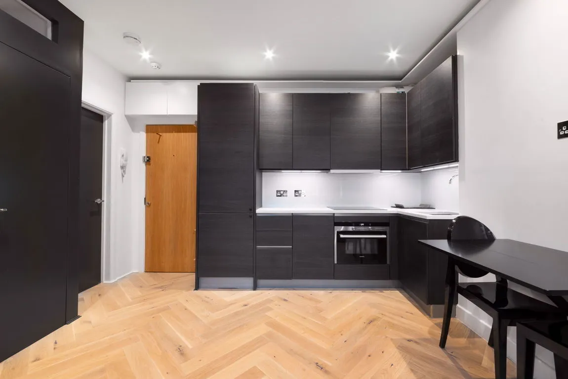 Fitzjohns Avenue, London, NW3, photo 6