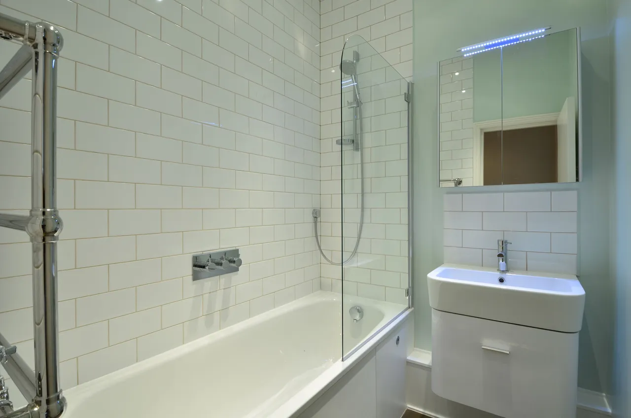 Flat 1, 134 Queens Gate, London, photo 4