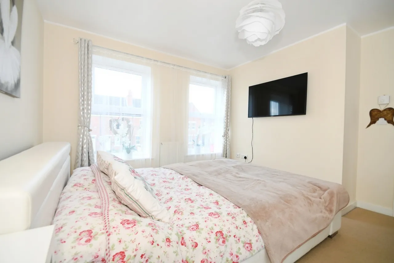 Church Drive, Shirebrook, Mansfield, Derbyshire, NG20, photo 10