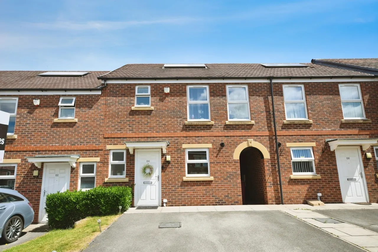 Church Drive, Shirebrook, Mansfield, Derbyshire, NG20, photo 3