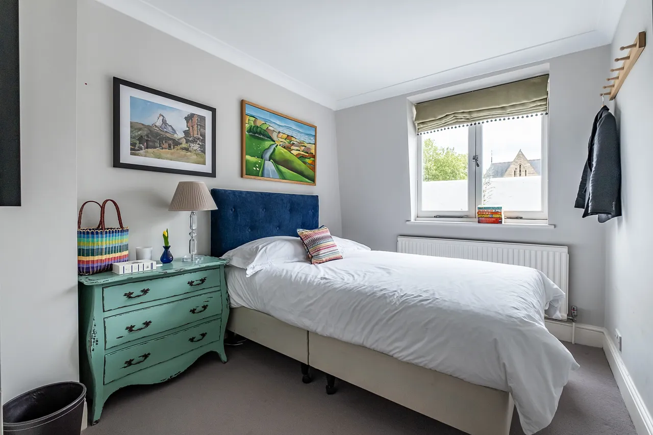 Upper Addison Gardens, London, W14, photo 10