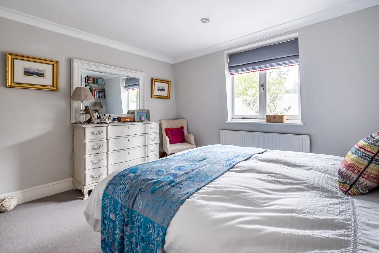 Upper Addison Gardens, London, W14, photo 8