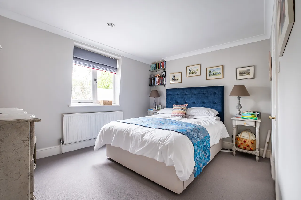Upper Addison Gardens, London, W14, photo 7