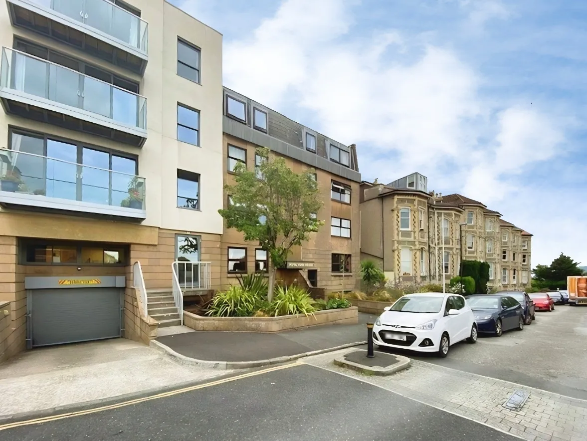2 bed flat for sale, Royal York Villas, Clifton, BS8