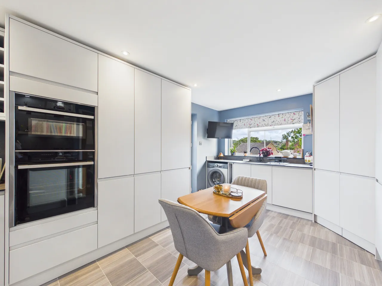 Chapel Lane, High Wycombe, HP12, photo 4