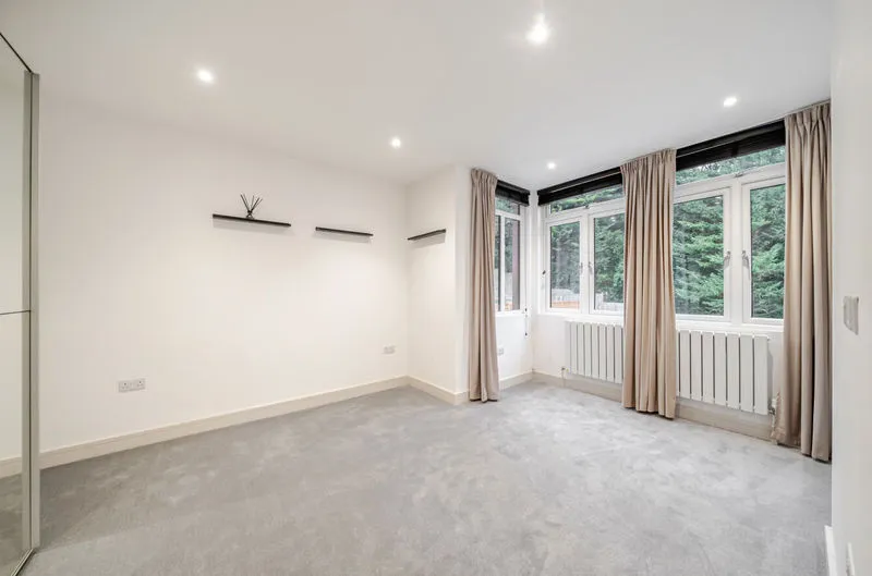 36 Welcomes Road, Kenley CR8 5HD, photo 8