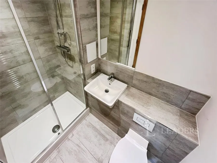 Stirling Drive, Luton, LU2, photo 11