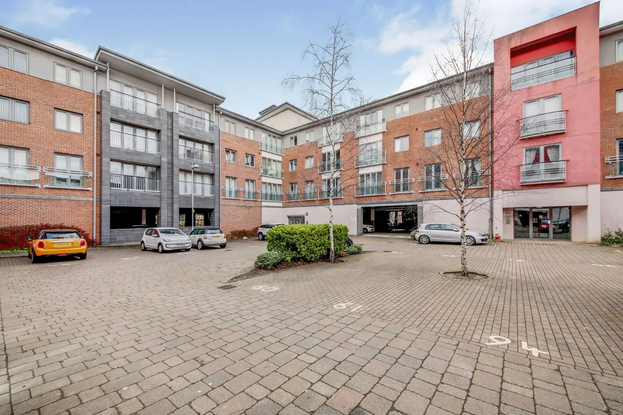 Cameronian Square, Worsdell Drive, NE8, photo 12