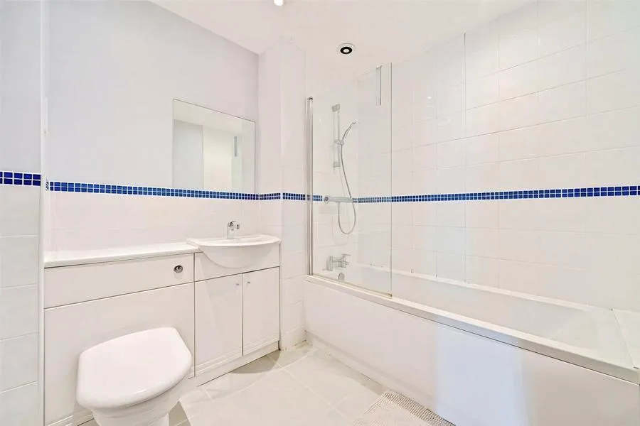 Cambridge Road, Crowthorne, RG45, photo 7