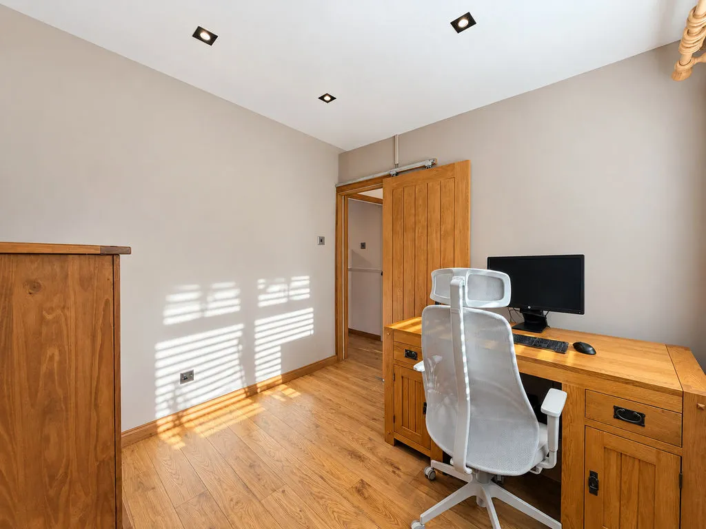Chillington Close, Walsall, WS6, photo 17