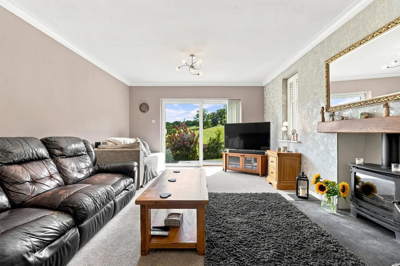 Springbank, Bollington, photo 9