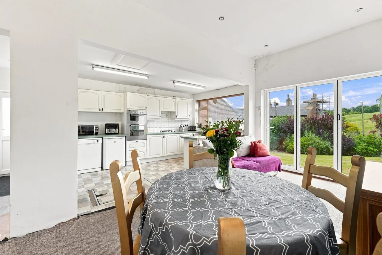 Springbank, Bollington, photo 8
