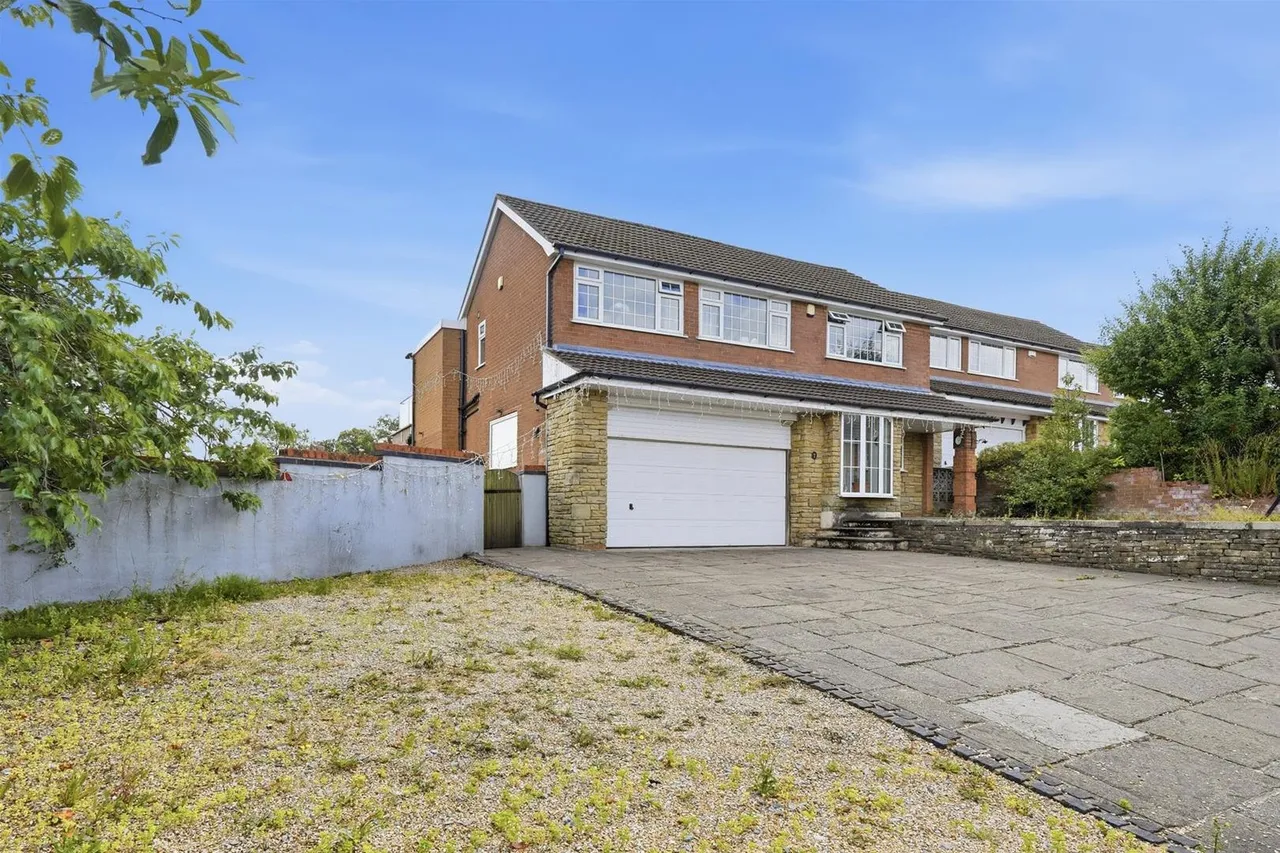 Springbank, Bollington, photo 27