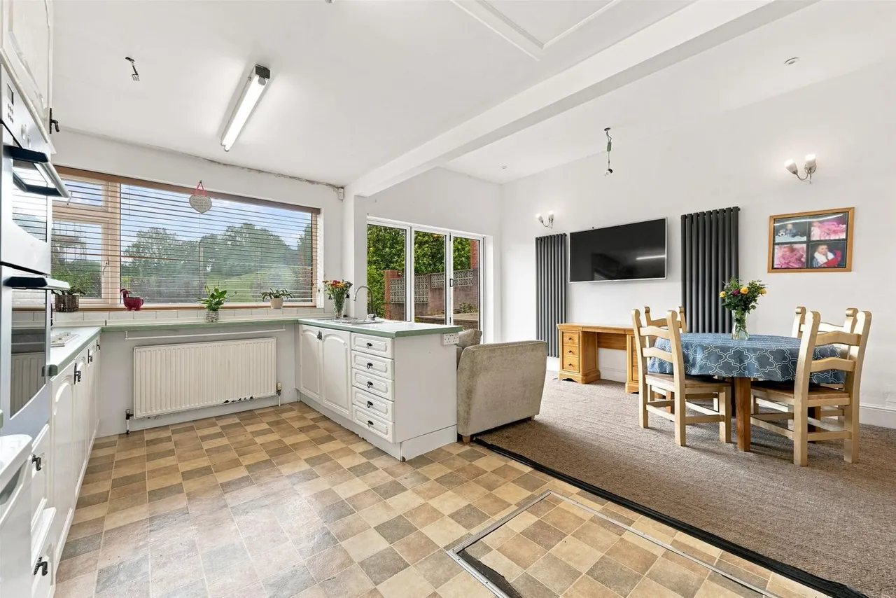 Springbank, Bollington, photo 11