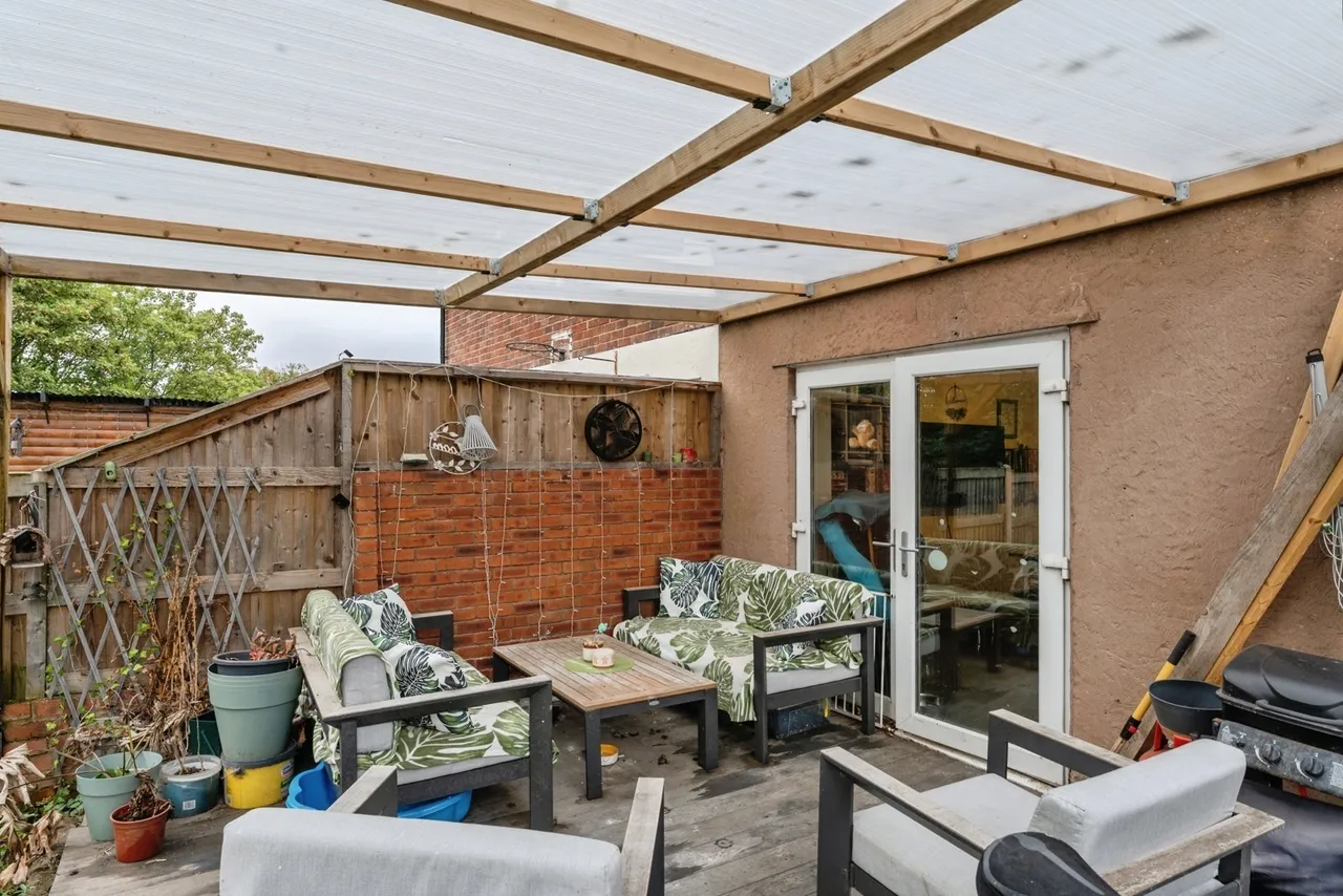 Rayon Road, Greenfield, CH8, photo 17