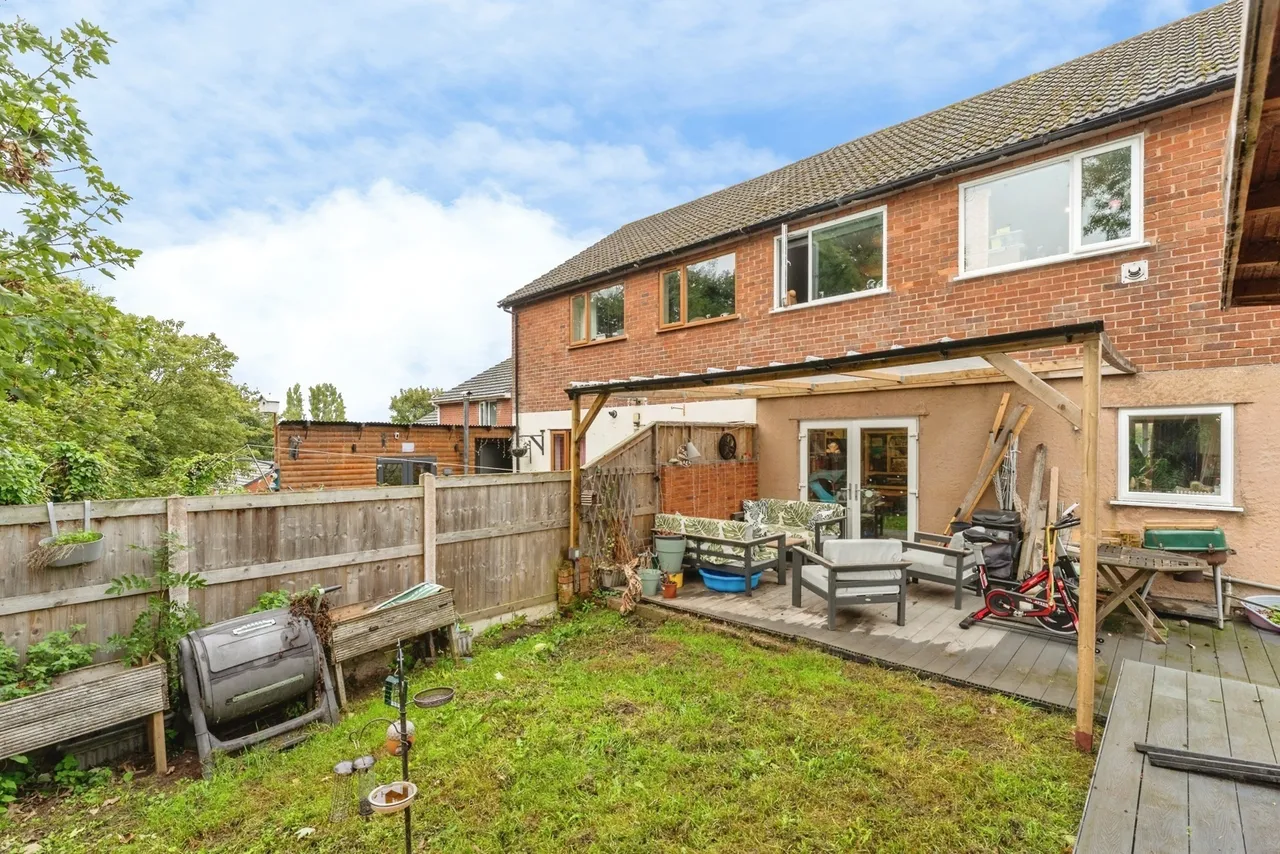Rayon Road, Greenfield, CH8, photo 15
