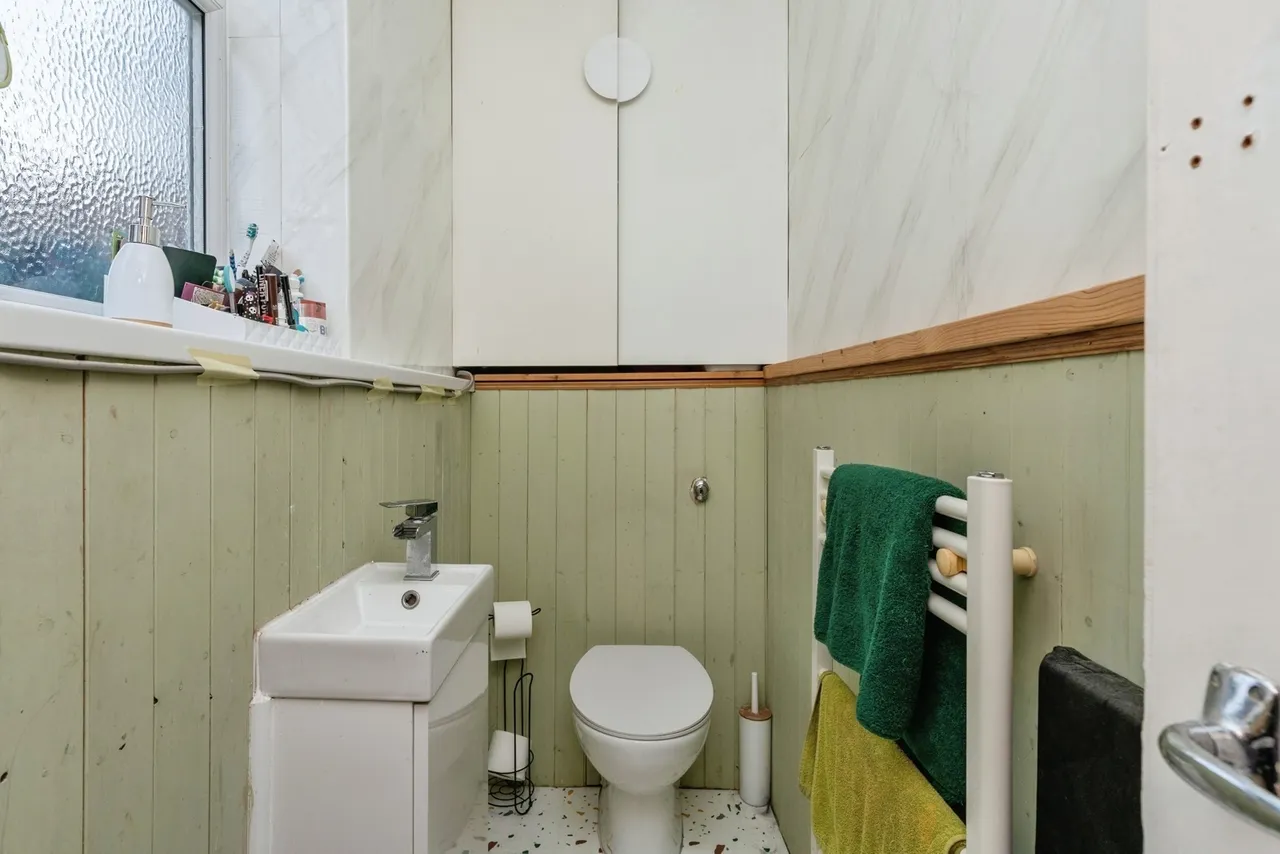 Rayon Road, Greenfield, CH8, photo 8