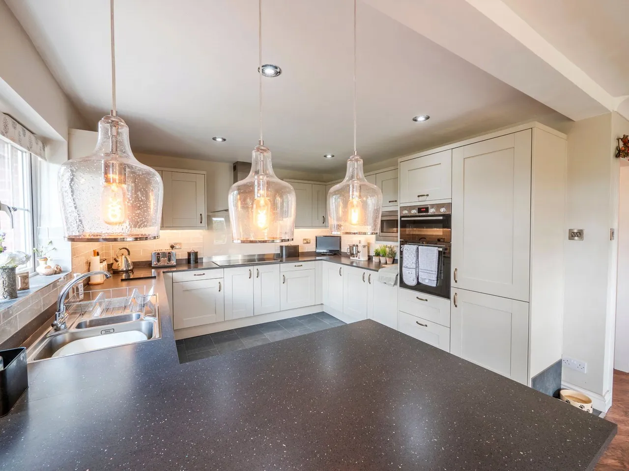 Kidderminster Road, Cutnall Green, Droitwich, Worcestershire, WR9 0PW, photo 2