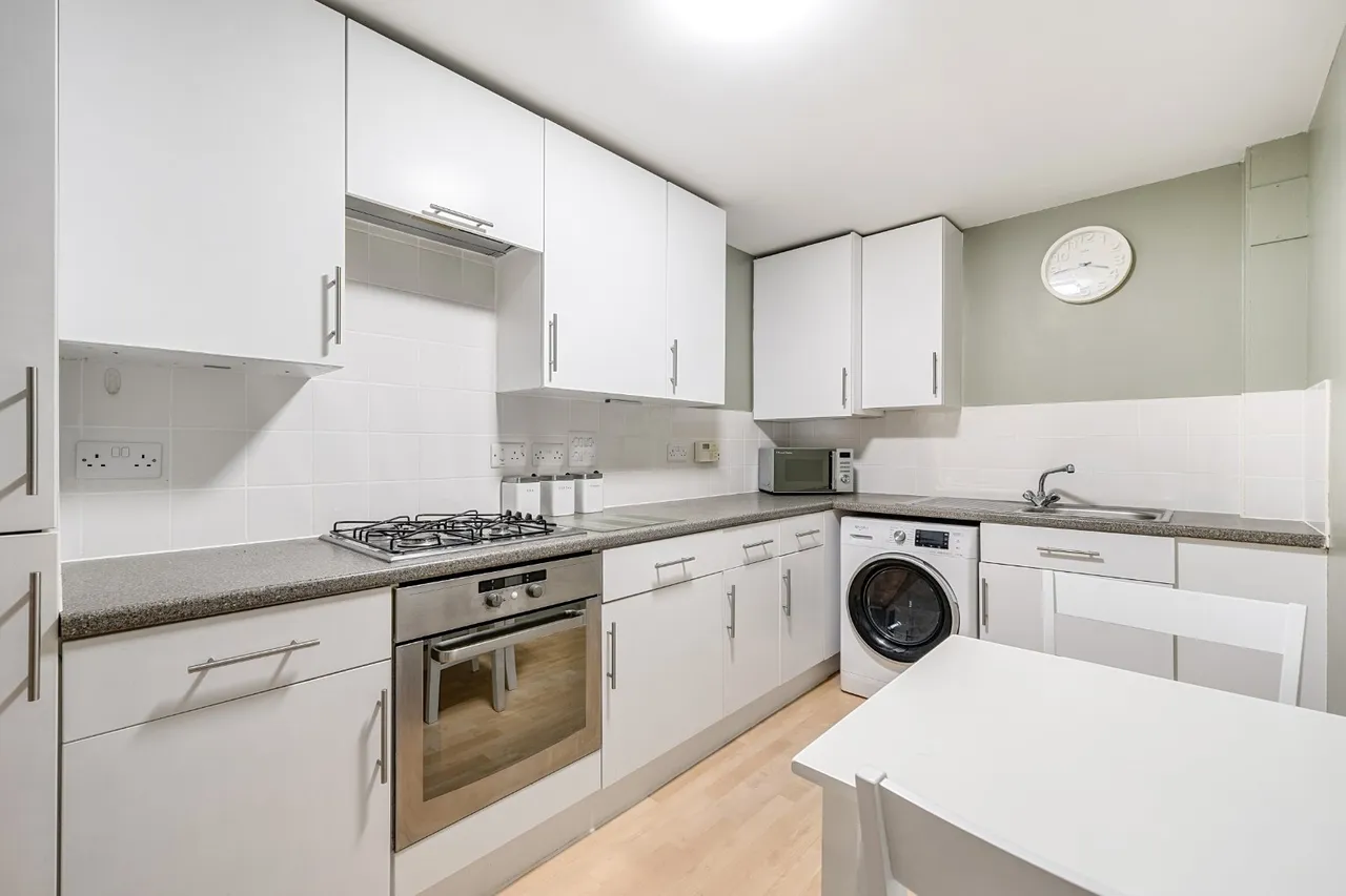 Thornton Close, Alresford, SO24, photo 5