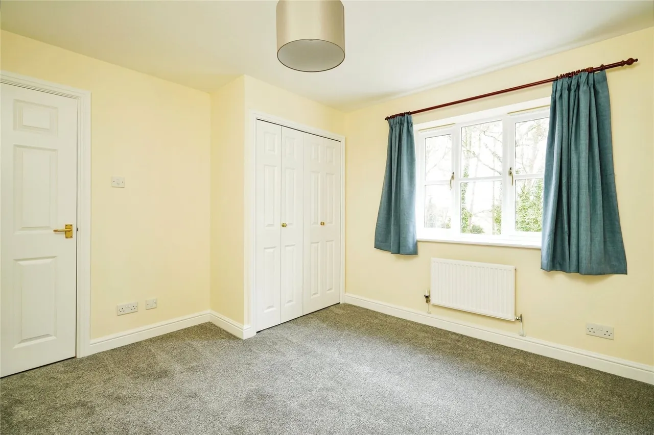 Sycamore Place, Bradwell Village, OX18, photo 6