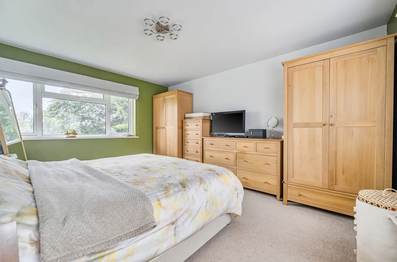 Chestnut Close, Liphook, GU30, photo 12