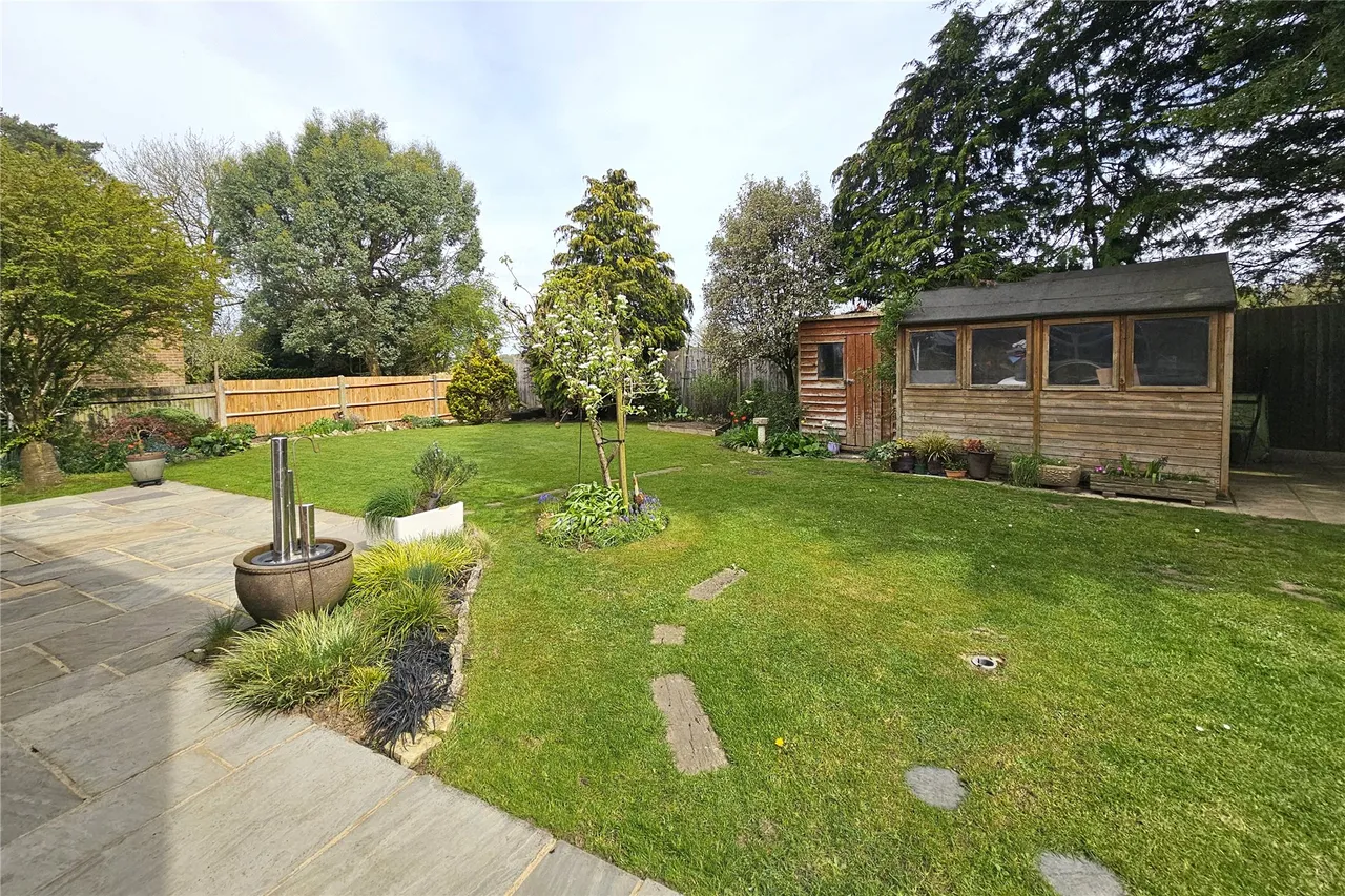 Chestnut Close, Liphook, GU30, photo 6