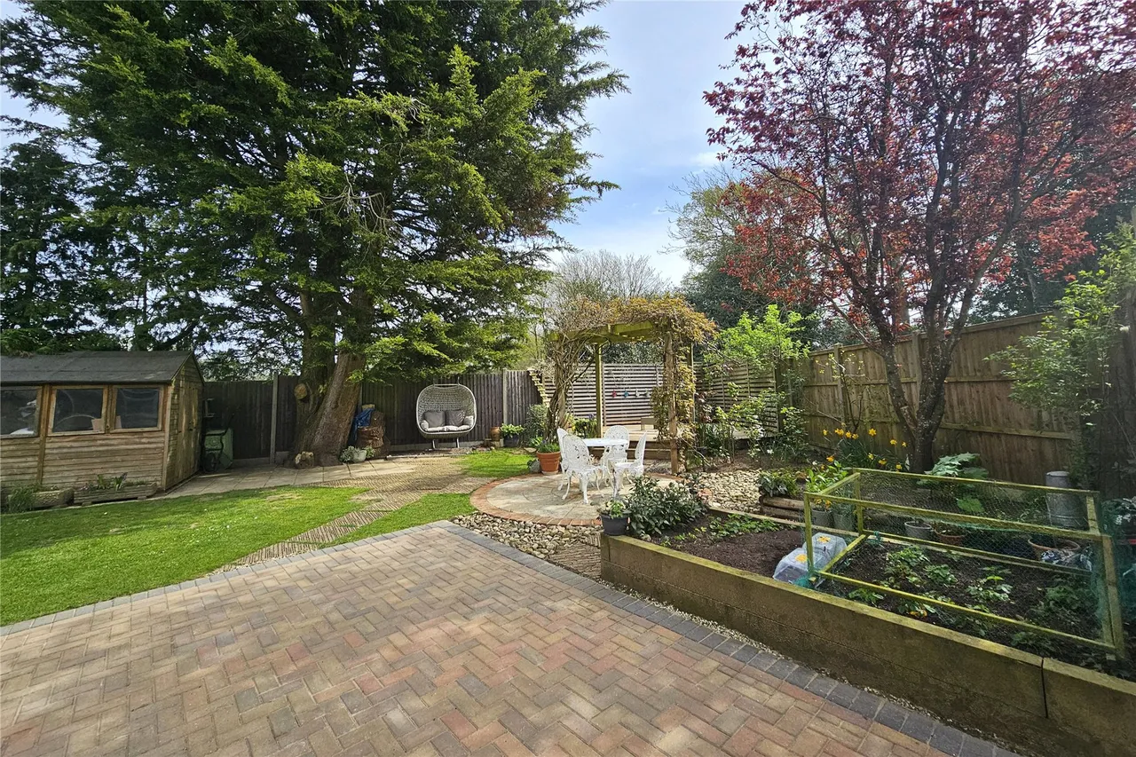 Chestnut Close, Liphook, GU30, photo 8