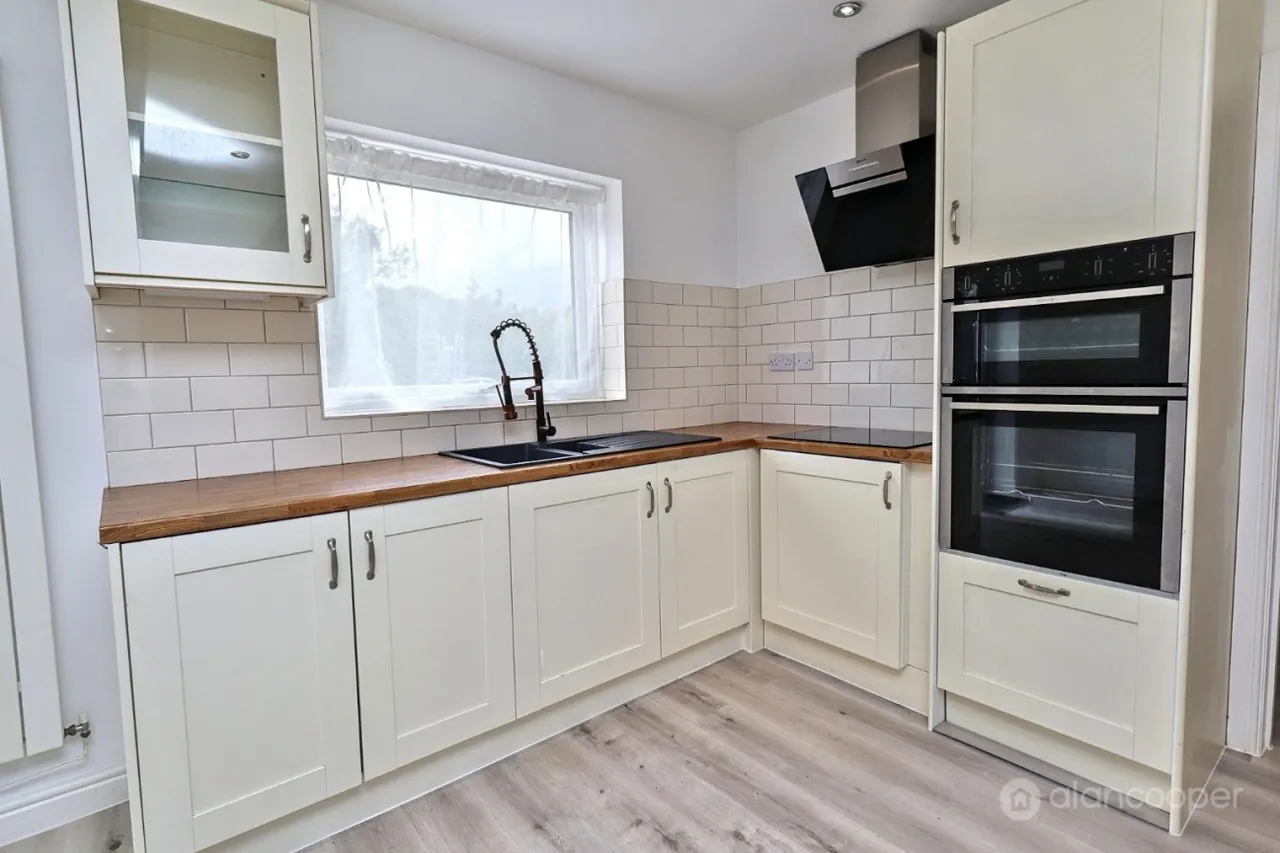 Eagle Close, Thornhill, CV11, photo 10