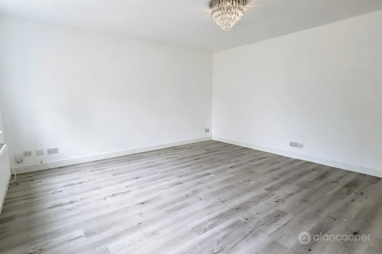 Eagle Close, Thornhill, CV11, photo 3