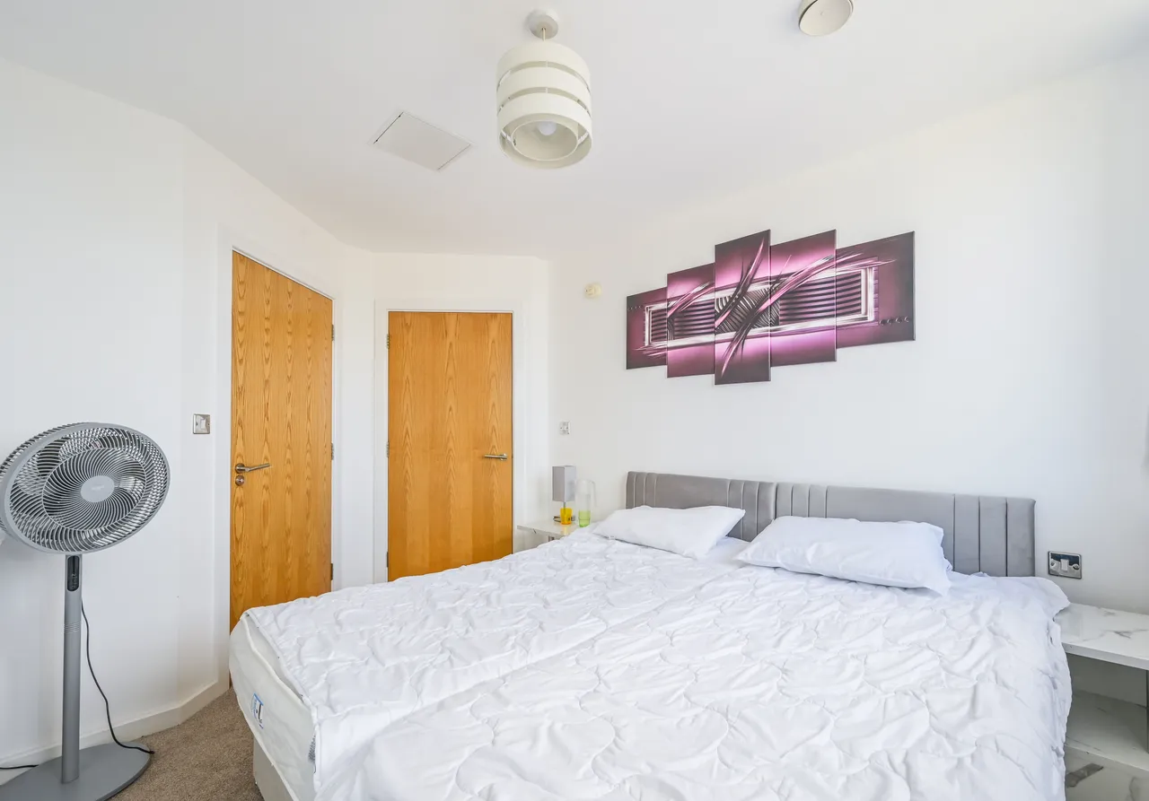London, E14, photo 5