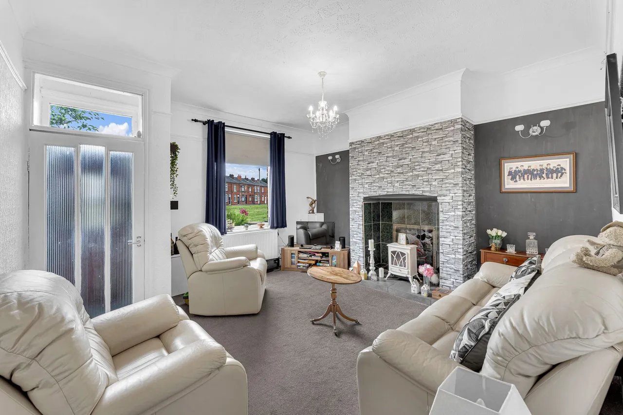 Heath Road, Ashton-In-Makerfield, Wigan, WN4 9HH, photo 2