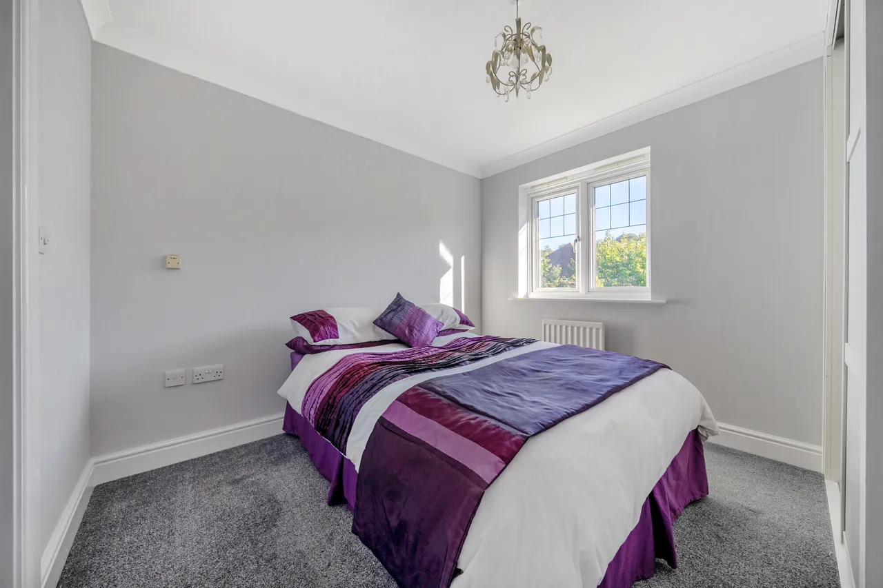 Nower Close East, Dorking, RH4, photo 7