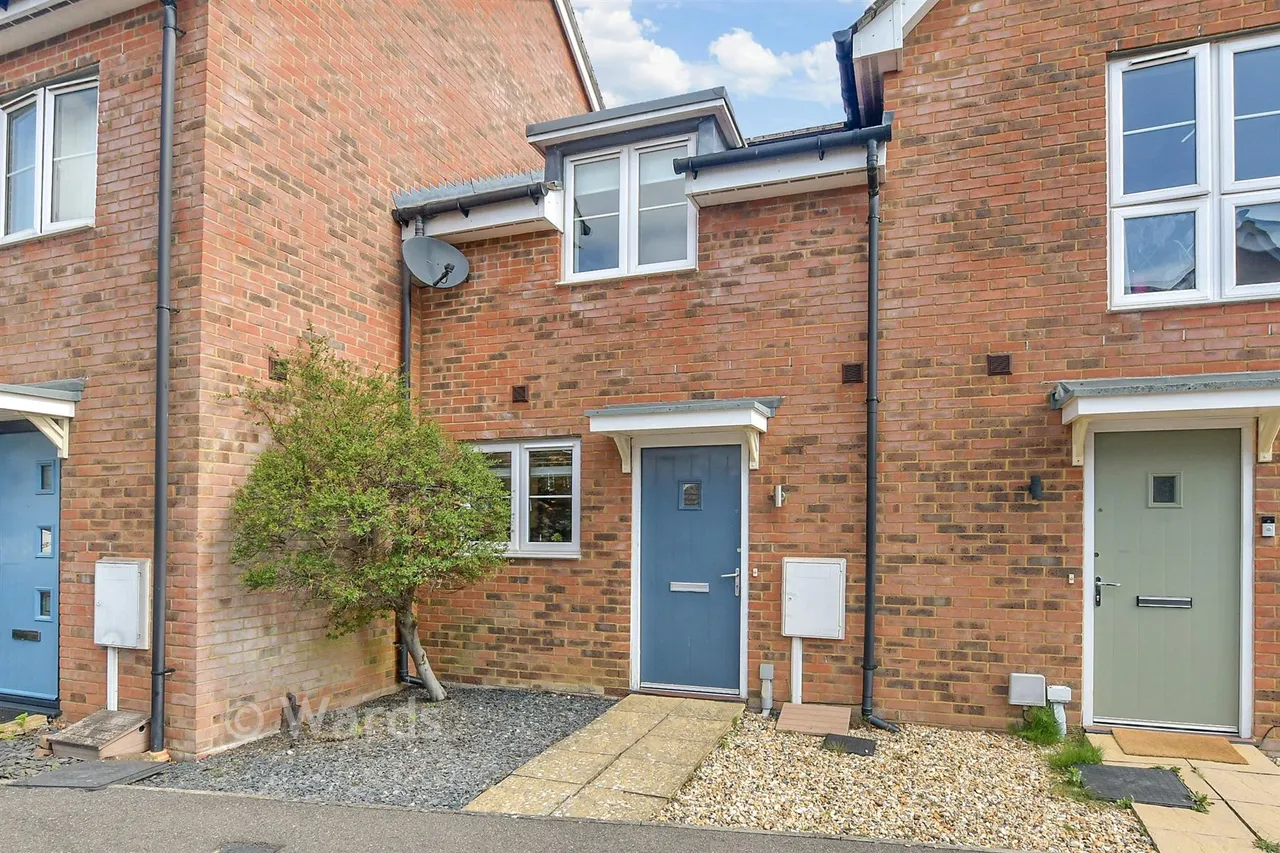2 bed house for sale, Colemans Close, Ashford, TN23