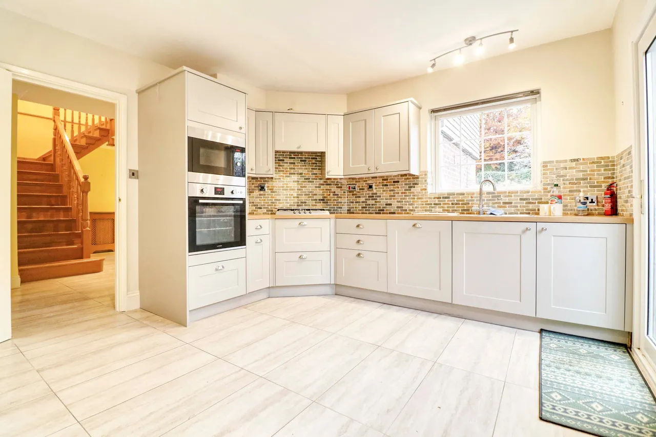 Brook Lane, Sawbridgeworth, CM21, photo 3