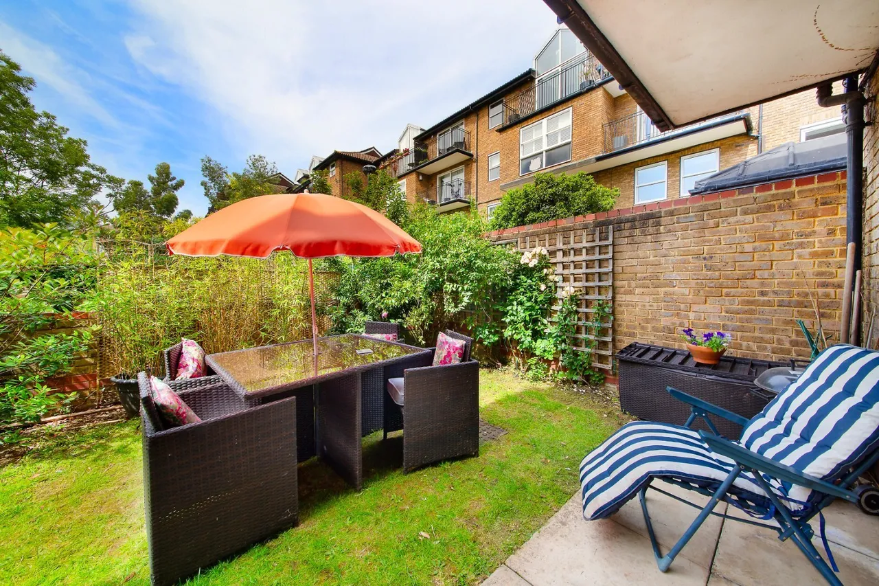 Battersea Church Road, London, SW11, photo 22