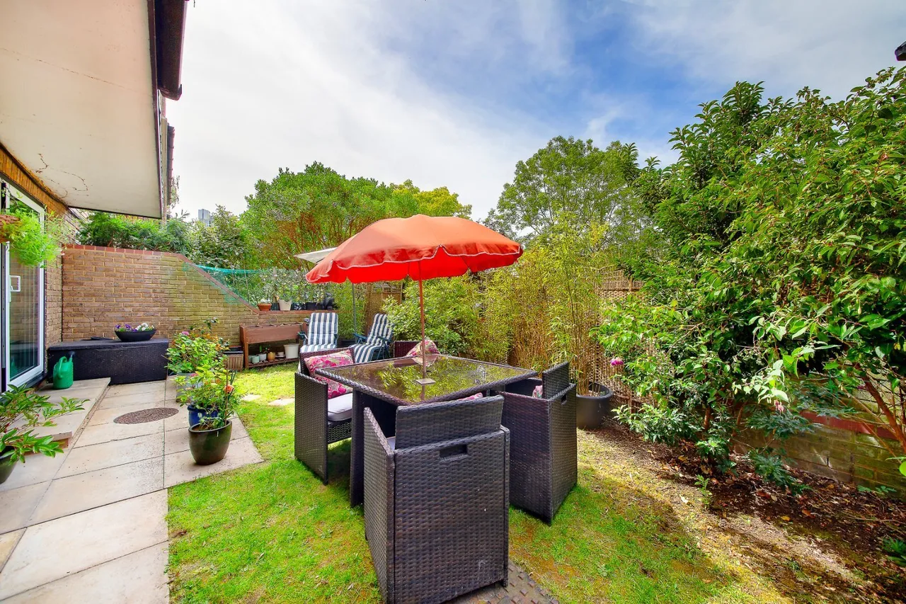 Battersea Church Road, London, SW11, photo 9