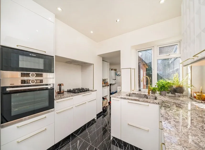 Chesterfield Road, Chiswick, W4, photo 4