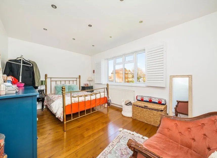 Chesterfield Road, Chiswick, W4, photo 5