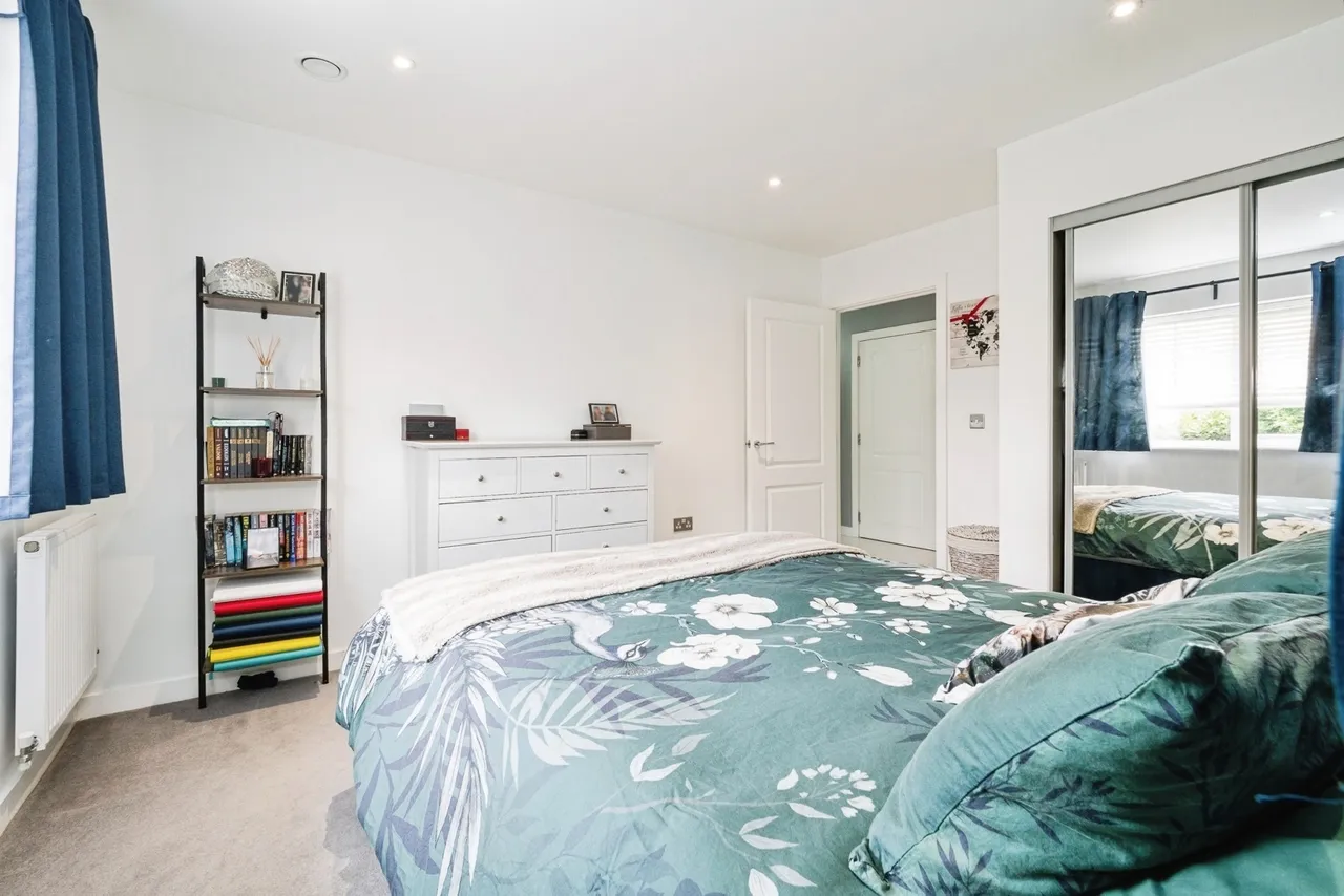 Haven Road, RAINHAM, Essex, RM13, photo 9