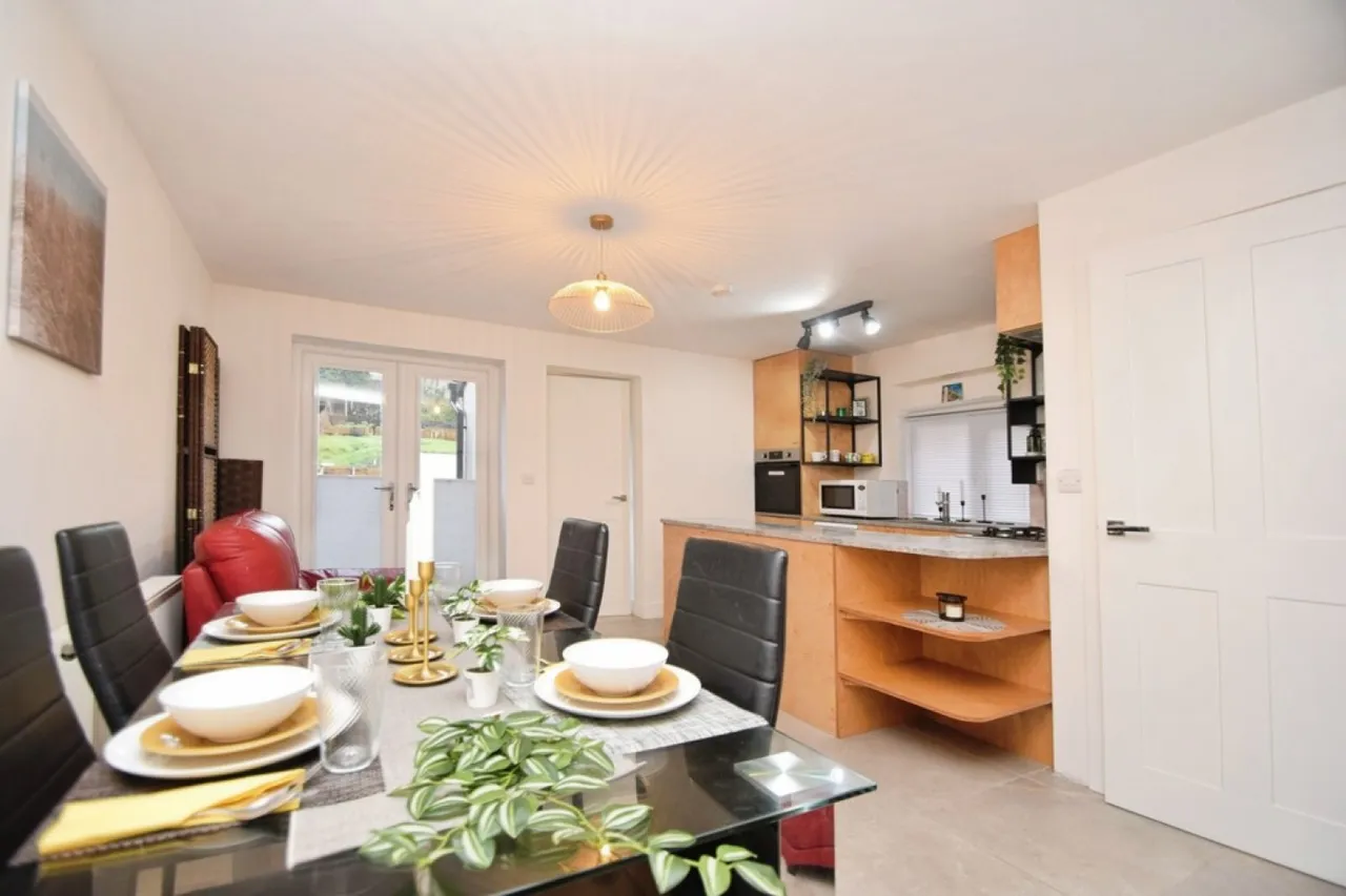 Riddlesden, Keighley, West Yorkshire, photo 9