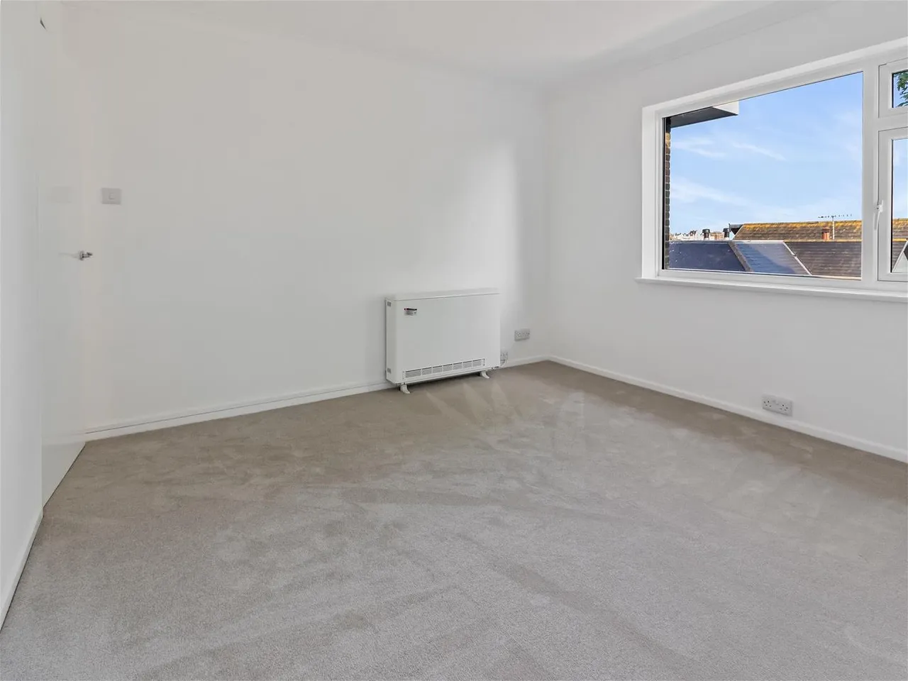 Wallace Avenue, Worthing, photo 6