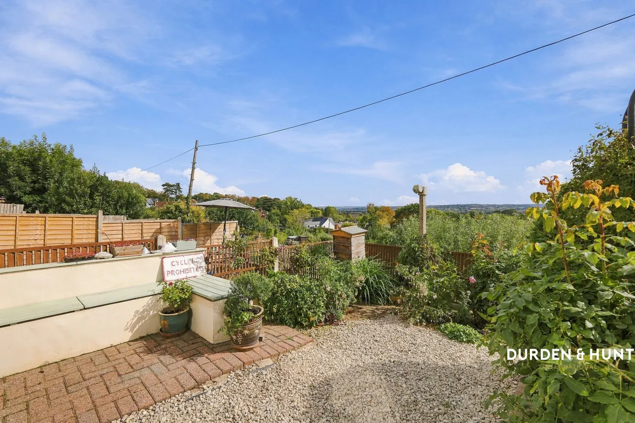 Wroths Path, Loughton, IG10, photo 22