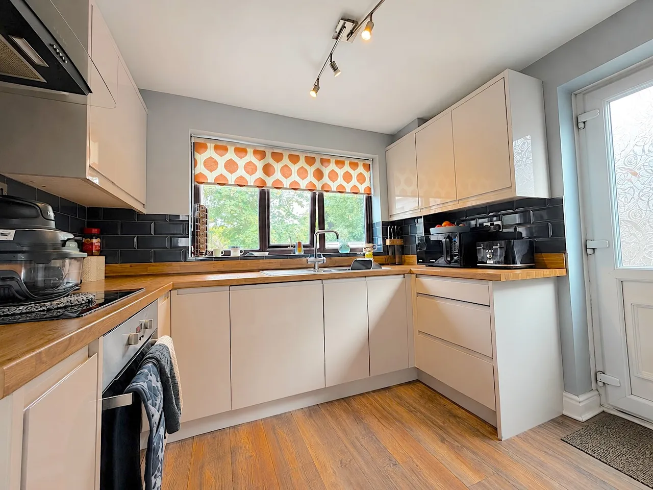 Rosalind Grove, Wednesfield, Wolverhampton, WV11, photo 5