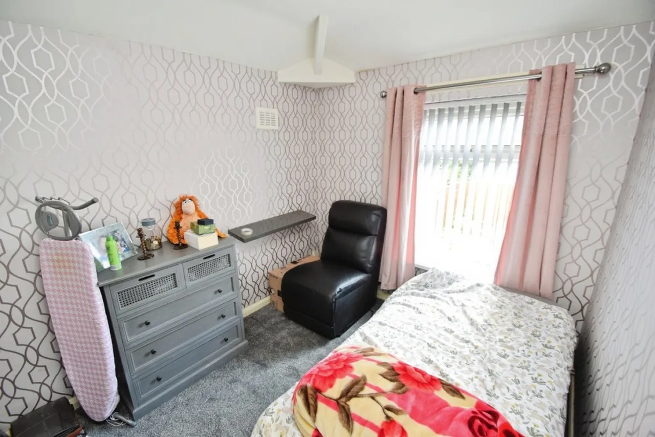Shipley, Bradford, West Yorkshire, photo 11