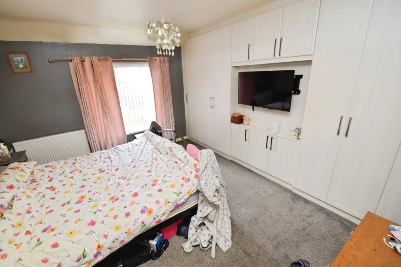 Shipley, Bradford, West Yorkshire, photo 8