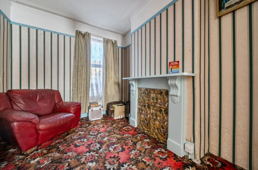 Grange Park Road, London, E10, photo 4