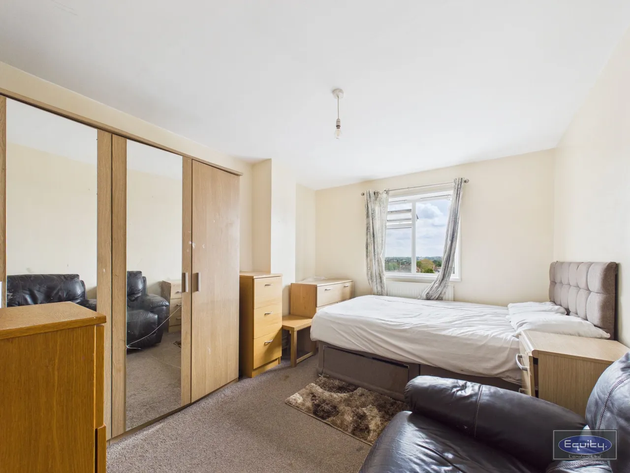 Bexley Road, London, SE9, photo 2