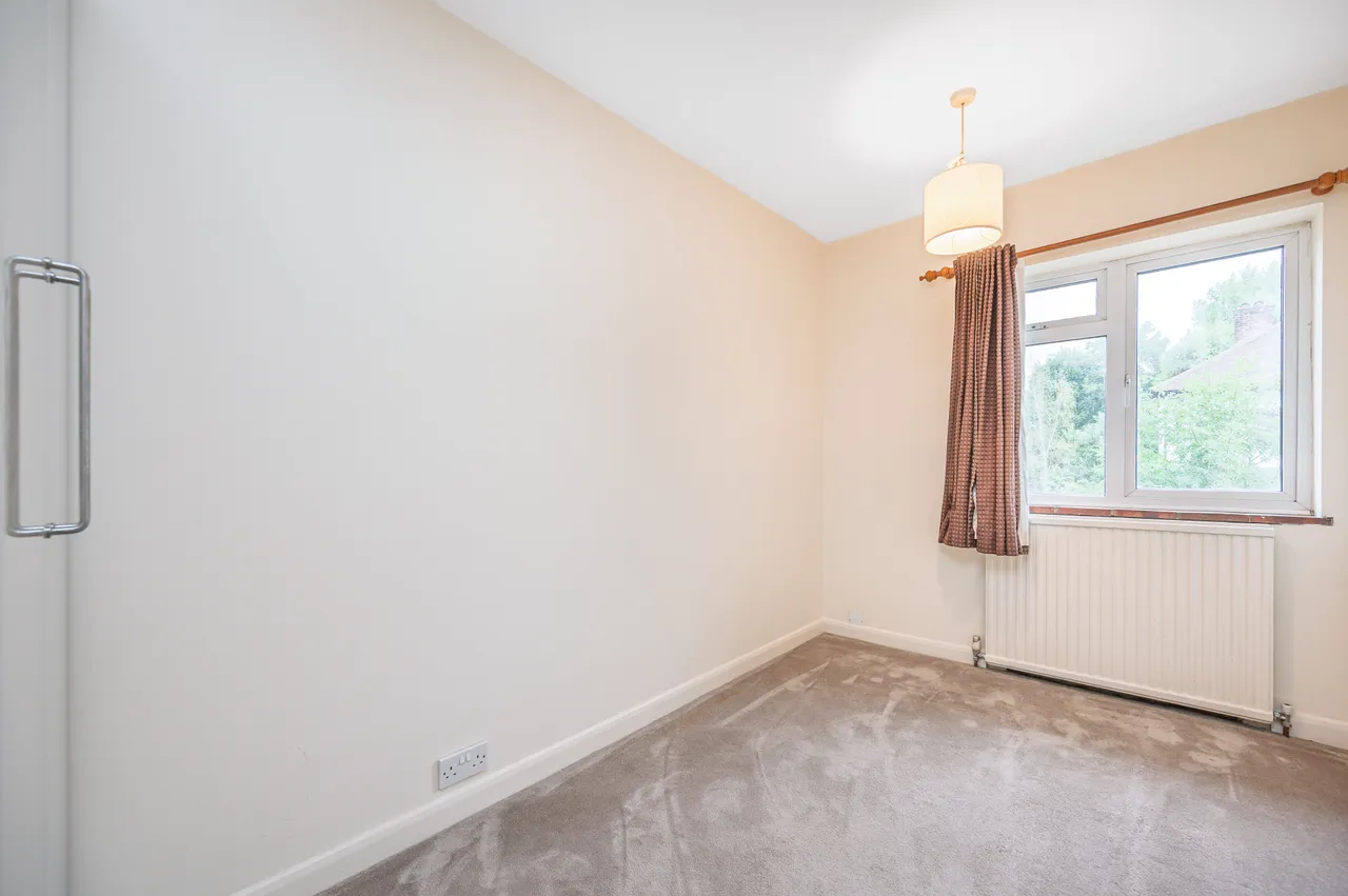 27 Woodside Grove, London, photo 6