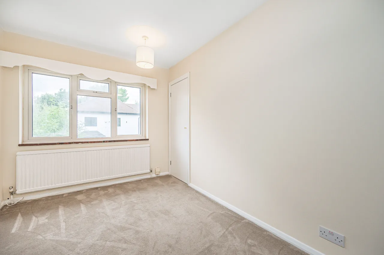 27 Woodside Grove, London, photo 9