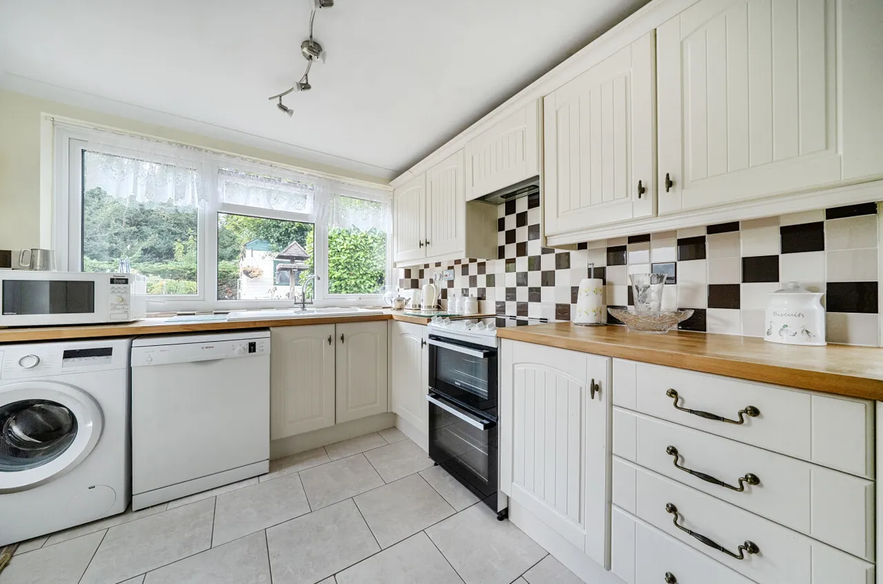 Labour In Vain Road, Wrotham, TN15, photo 16